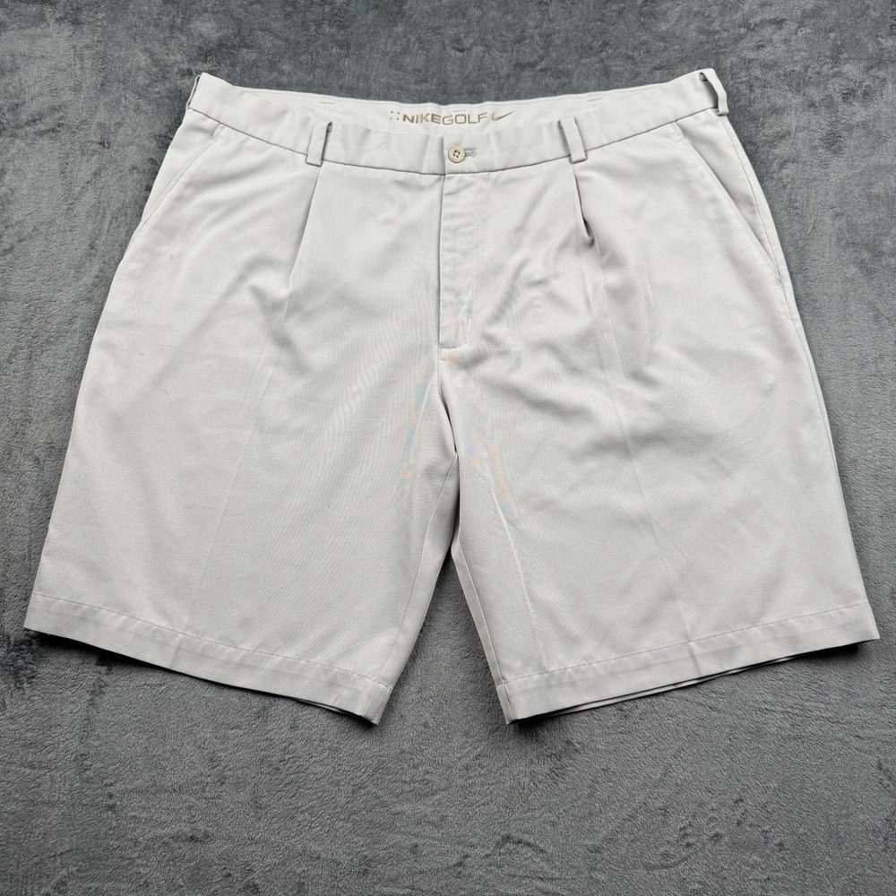 Nike Golf Shorts Mens 40 Pleated Dri-FIT Light Gray Performance Excellent
